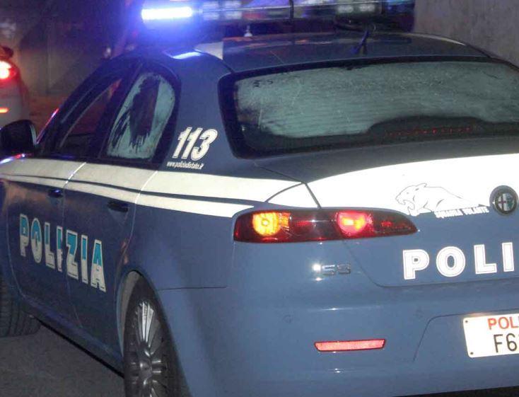 Aggrediti per strada ad Arena Metato, con bastonate e coltelli 