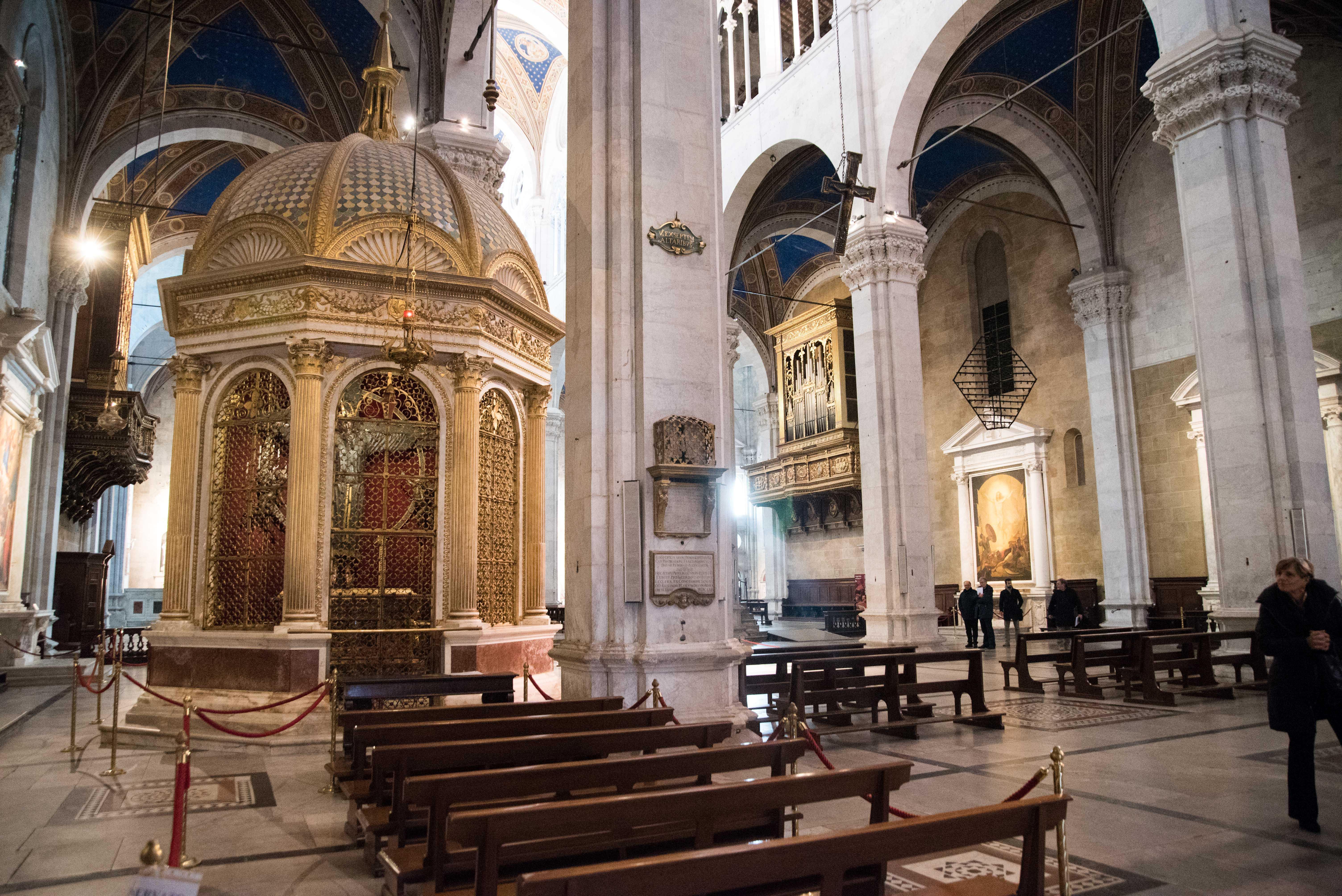 Si presenta il libro sulla Cattedrale scritto da monsignor Ghilarducci 