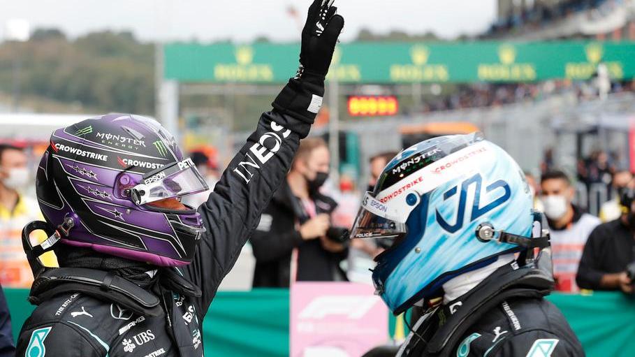 Turchia, Hamilton fa la pole ma parte 11° Prima fila Bottas-Verstappen, Leclerc spera