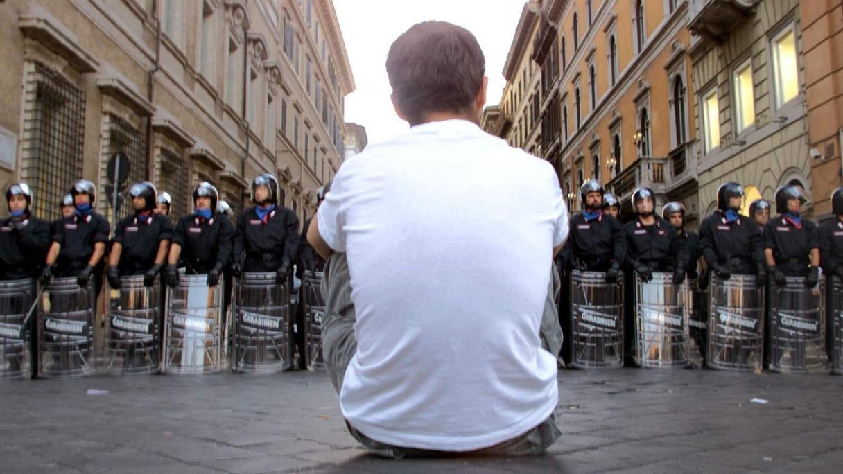 Genova, i giorni del G8 Fare i conti con la violenza 