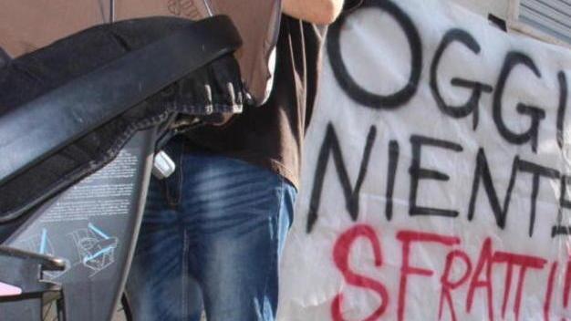 È boom di sfratti a Pontedera, il Comune cerca case e offre ai proprietari 4.500 euro di bonus