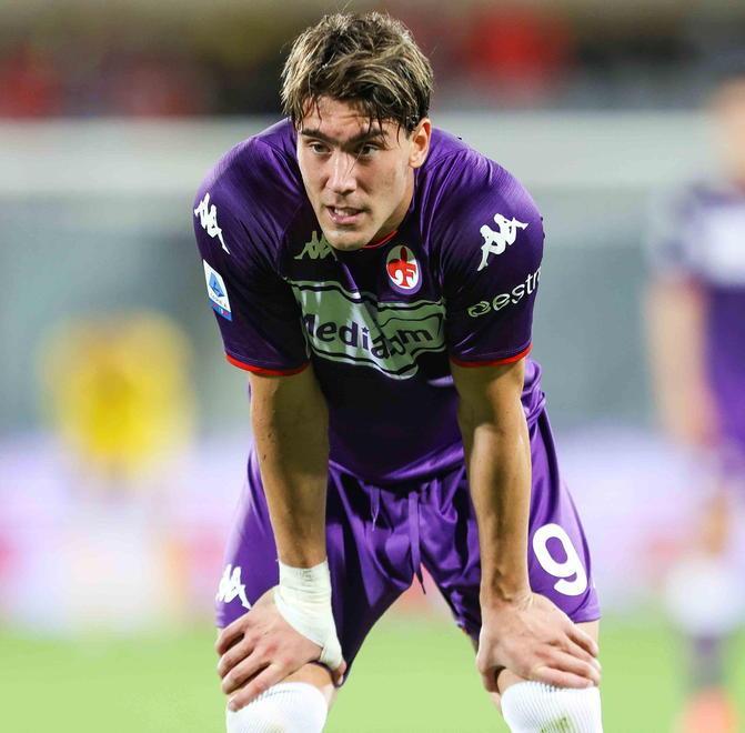 Vlahovic, gol anche con la Serbia
