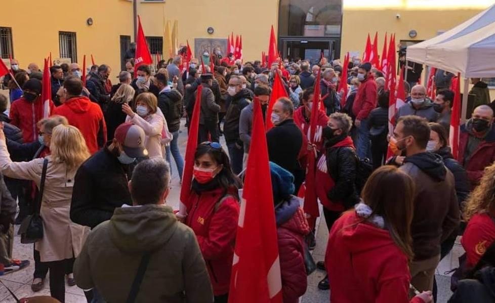 «Il green pass è un pretesto usato dai fascisti per infiltrarsi» 