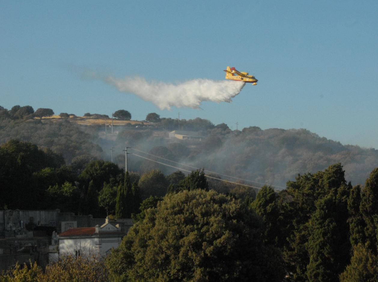 Nuovo rogo nel Montiferru, in cenere ettari di bosco