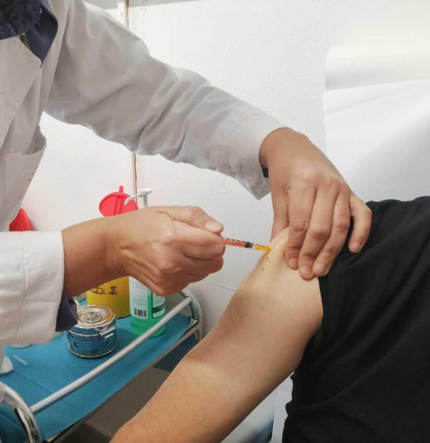 Il centro vaccini si trasferisce da oggi alle Cliniche di San Pietro