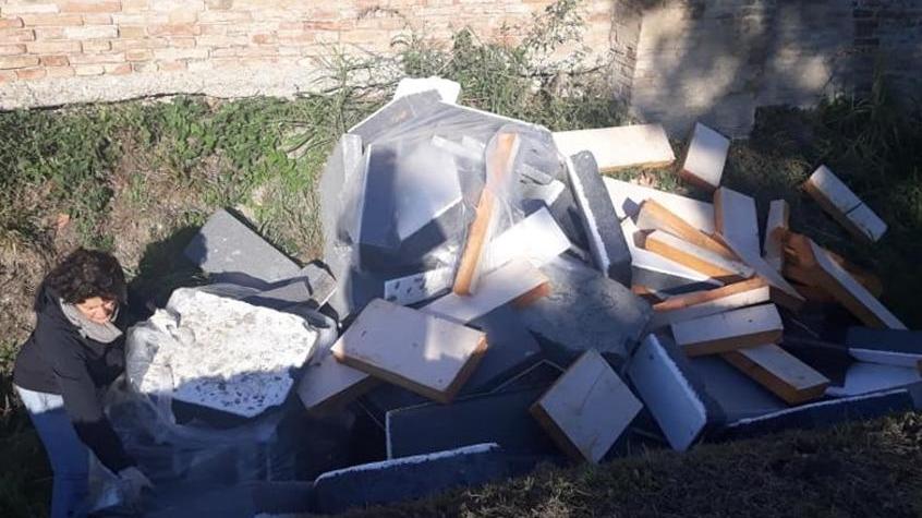 Nonantola. Diversi metri cubi di rifiuti edili buttati in un canale «I soliti “furbetti”»