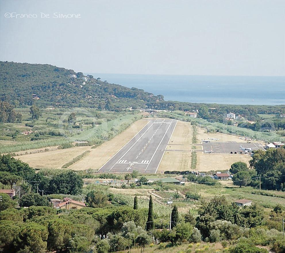 Elba, il nodo-aeroporto, Boccardo: «Ora gli elbani devono scegliere, senza l’allungamento lo scalo muore» 