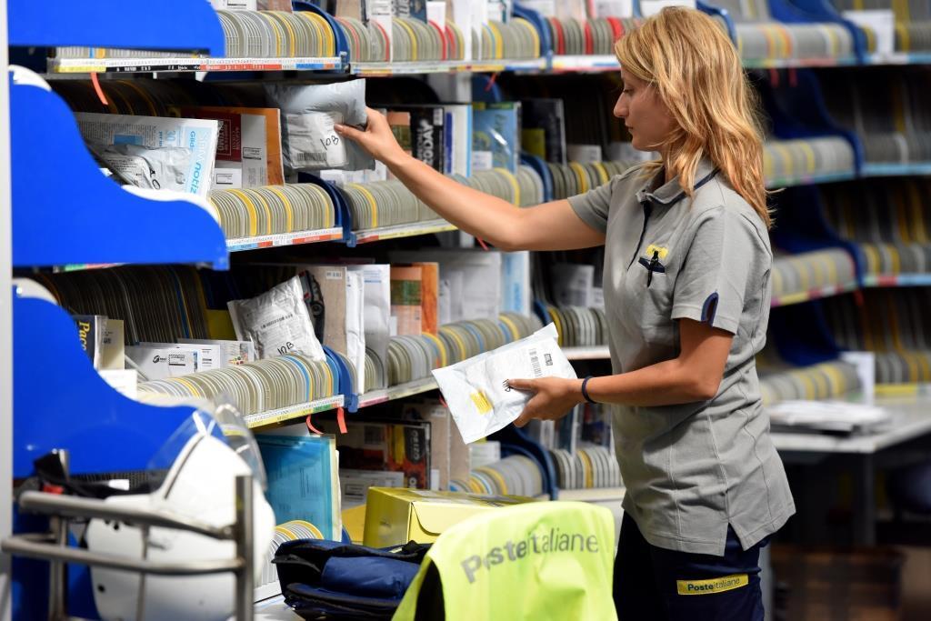 Poste assume in Toscana 208 portalettere: i requisiti e come candidarsi 