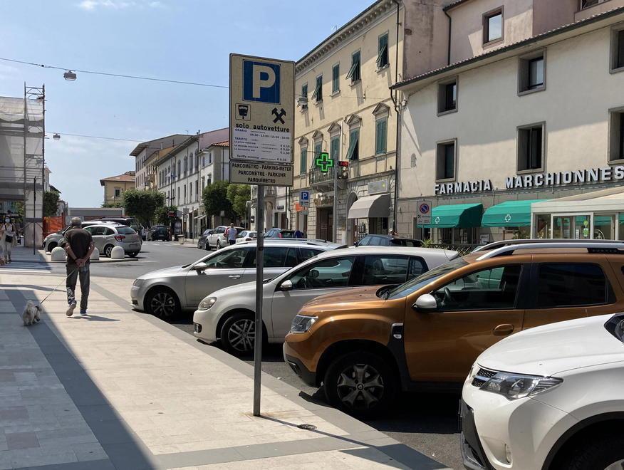 Stalli blu e gestione difficile, i sindacati: «Posti di lavori a rischio» 