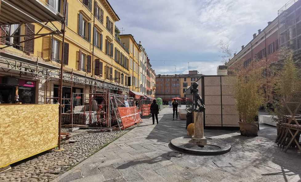 Modena. Piazza XX Settembre Un nuovo cantiere crea disagi e proteste tra i commercianti 