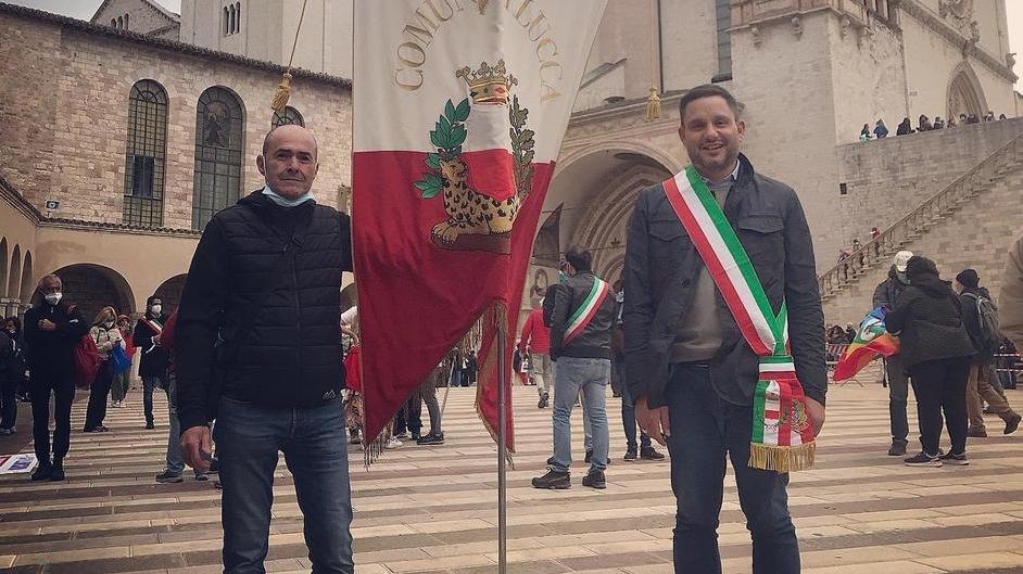 Anche il Comune ad Assisi