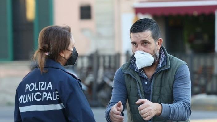 Travolta e uccisa da un'auto: «Una scena da brividi vedere quella donna sotto la macchina»