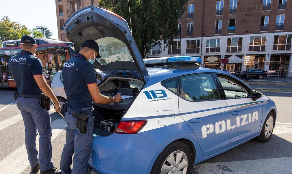 Segnala spaccio in Gad minacciato e picchiato Nei guai l’aggressore