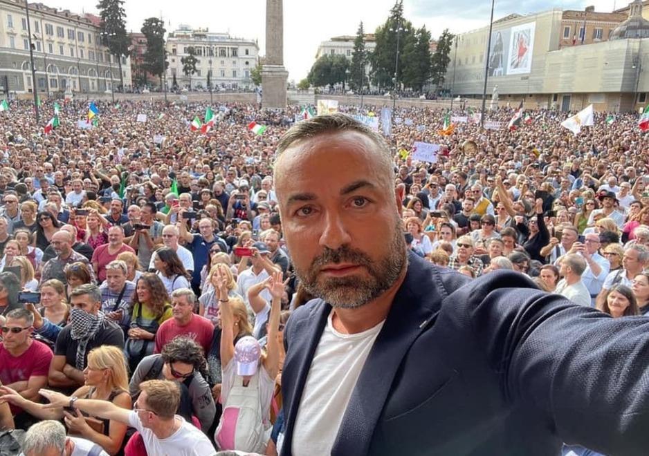 Modena. Il manager, lo Sciamano e le pizzerie: ecco chi sono i leader della protesta