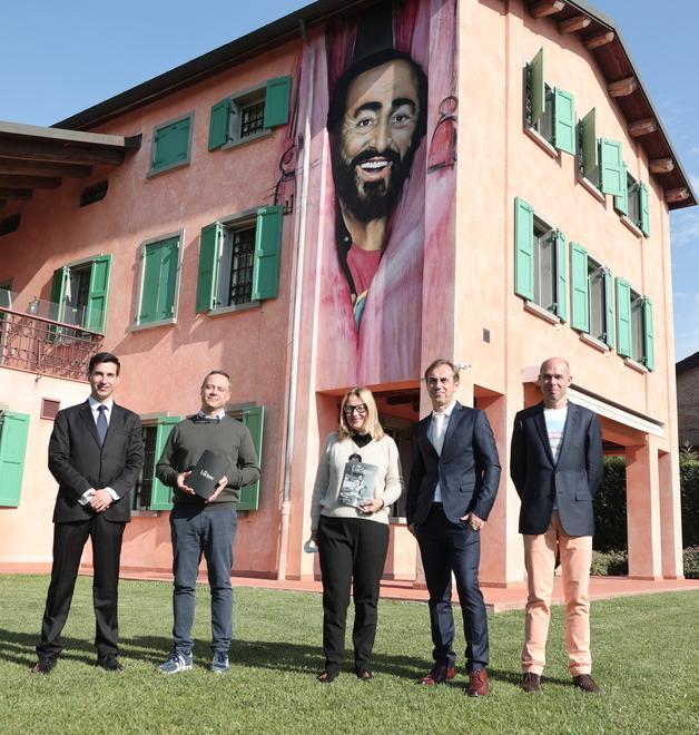 Modena. “Alla Luciano”: chef Marchini omaggia il ricettario personale di Pavarotti 
