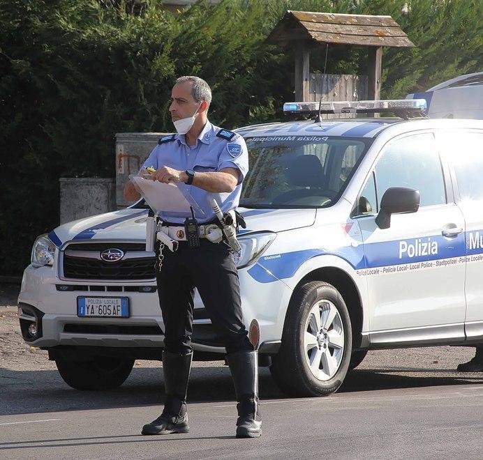 Scontro tra moto e furgone a Massenzatico 