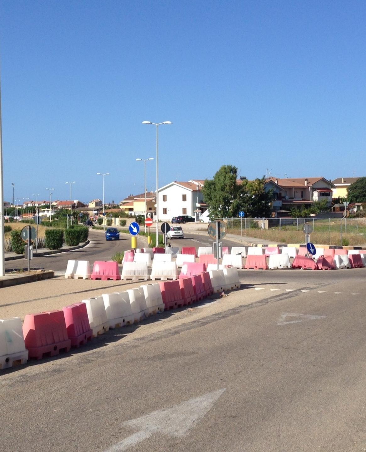 Rotatoria di via Sassari lunedì consegna dei lavori 