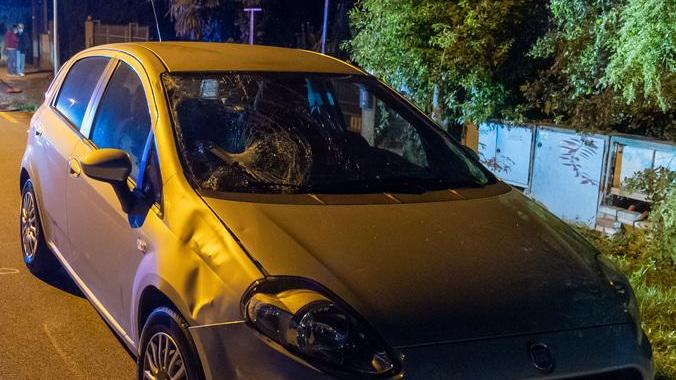 Campotto. Falciato da un’auto mentre attraversa la strada