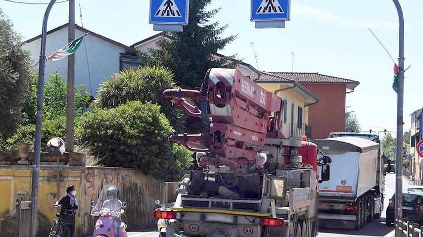 Camion e auto lanciati a 80 Km all’ora. Turano chiede al sindaco un autovelox