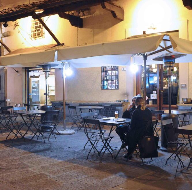 La tassa sui déhors non spaventa i locali: «No, non li toglieremo» 