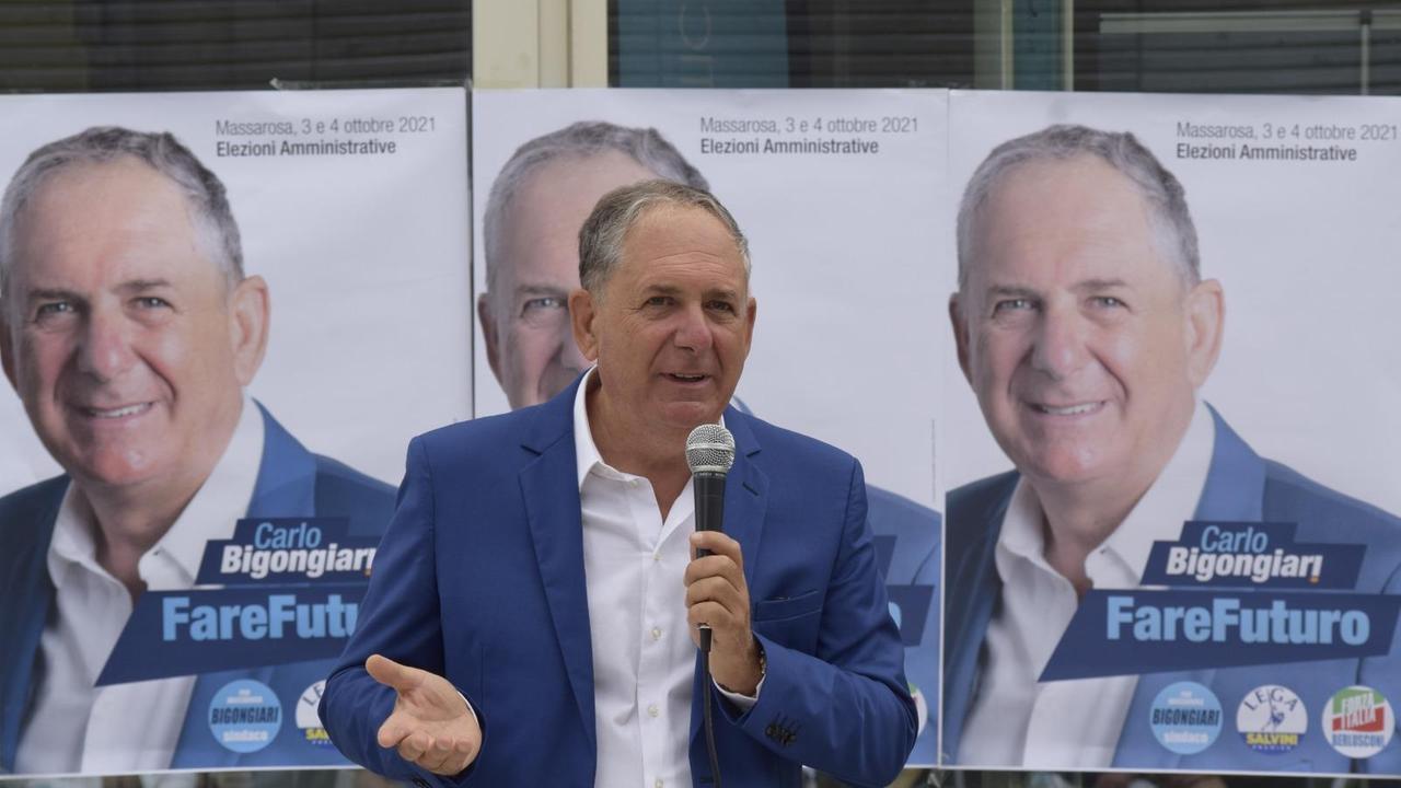 Massarosa, Bigongiari a caccia del voto astensionista per la poltrona di sindaco