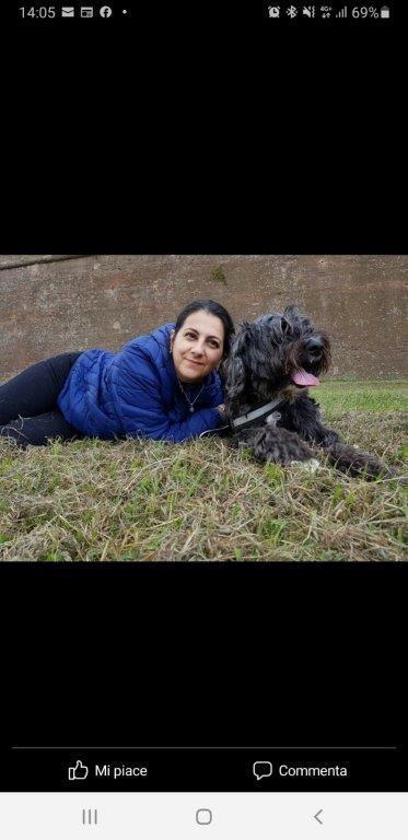 Bastianina Puggioni con l'amatissimo Charlie, cane barbone di dieci anni