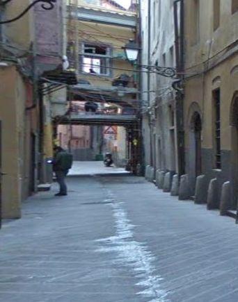 Via Notari a Pisa e gli angoli dove nascondere la droga