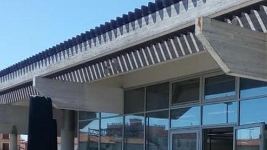 Cinque librerie locali forniranno la biblioteca