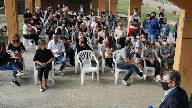 Slitta la consegna delle aule, alunni ancora a casa