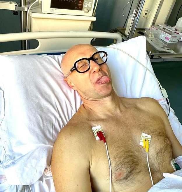 Sindaco operato al ginocchio