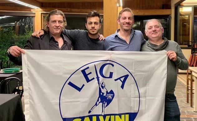 La Lega protesta in consiglio perché manca la bandiera 