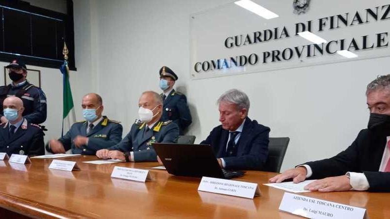 Creavano aziende fantasma per i cinesi Arrestati sette professionisti del falso