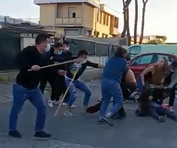 Pestaggio al picchetto Arriva la prima denuncia per lesioni 