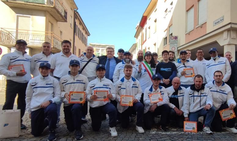 Il Poviglio celebrato dalle autorità cittadine per la promozione in A