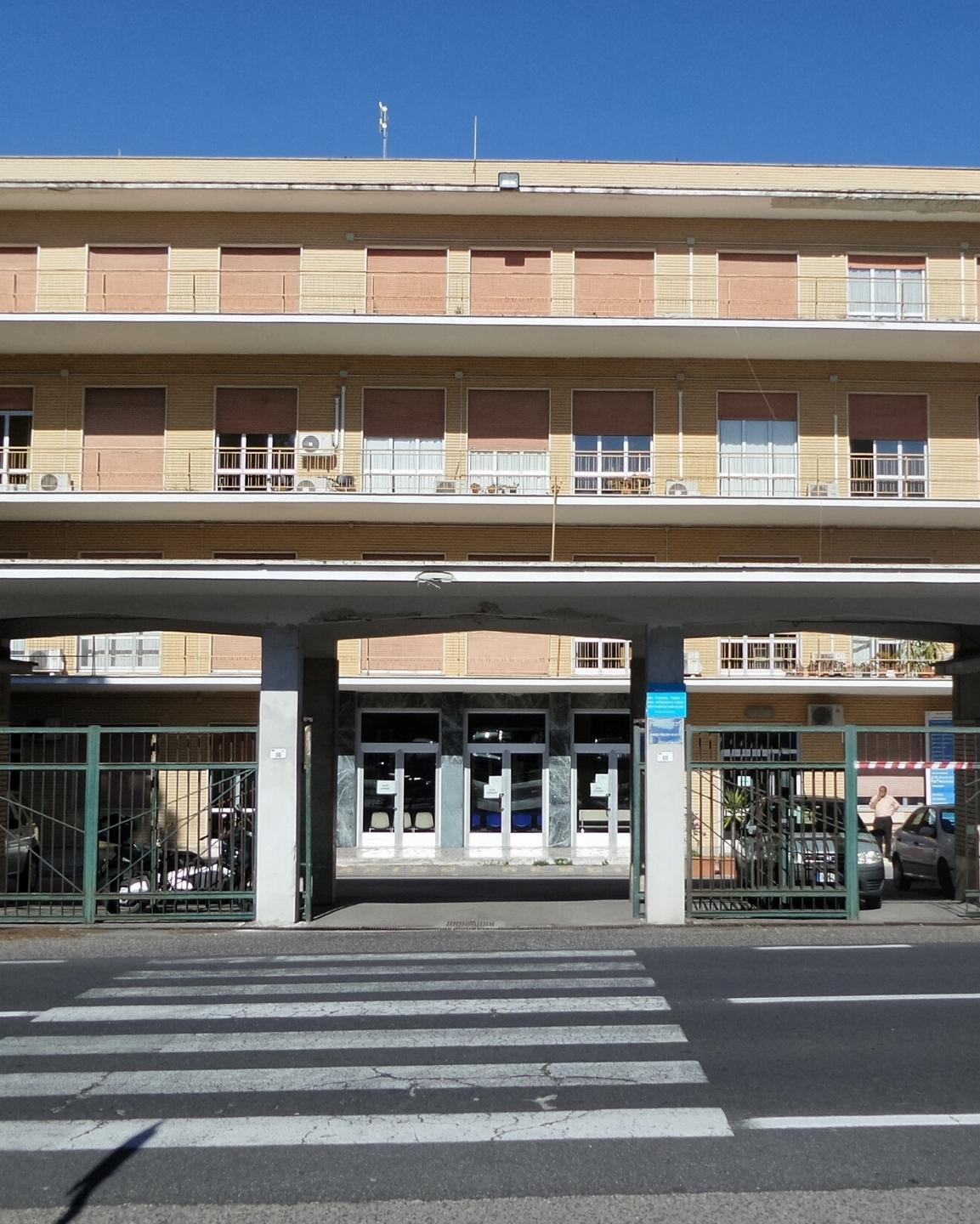 «Mi ha costretta ad avere un rapporto» 