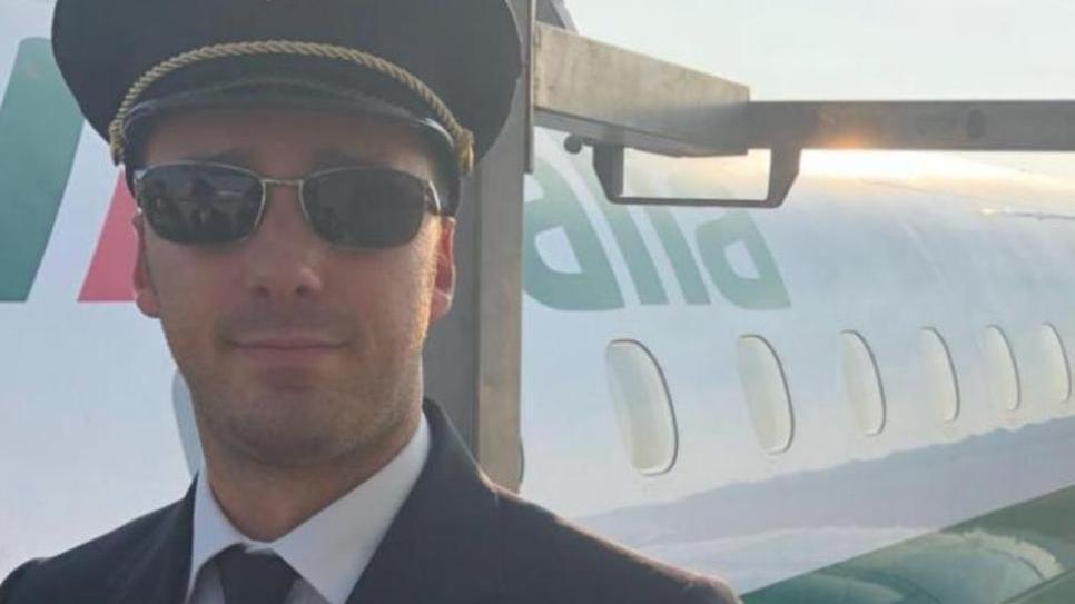 «Delusi e arrabbiati dopo anni trascorsi a volare verso l’isola»