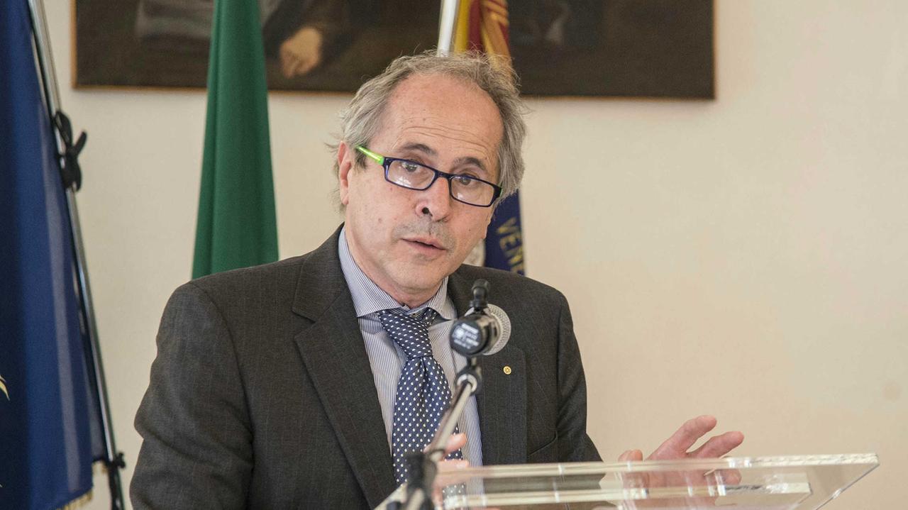 Il microbiologo Andrea Crisanti