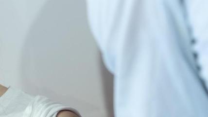 In una settimana 1.400 prime dosi I non vaccinati scendono a 26mila