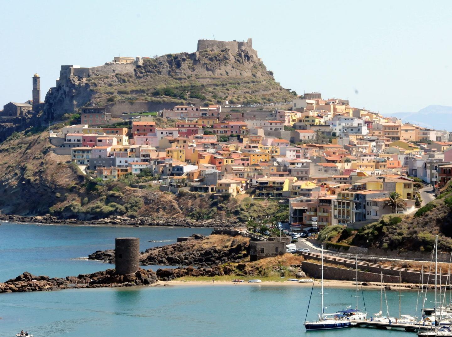 Castelsardo, turbo alle pratiche edilizie 