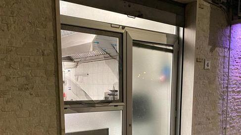L'esterno del bar L'Airone di Fucecchio, oggetto dell'ultimo raid