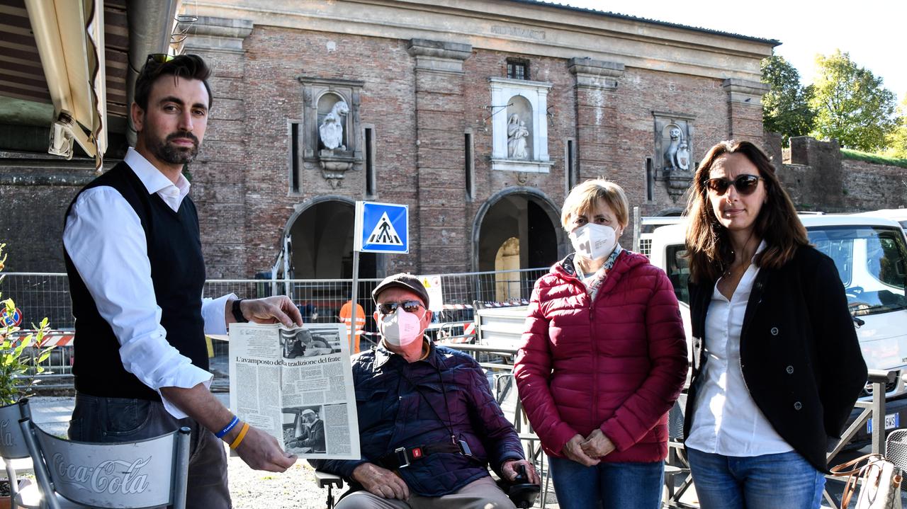 I titolari del chiosco "Specialità da Piero"