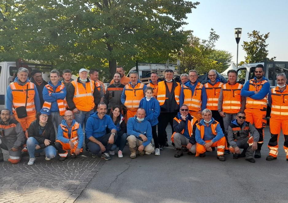 Le strade provinciali ripulite dai rifiuti grazie ai lavoratori e all’azienda Benassi 