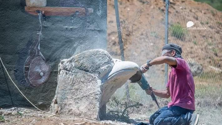 Una statua per il sacrificio di Mirko