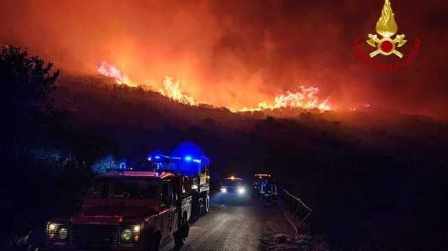 Incendio all'Elba, in corso operazioni spegnimento