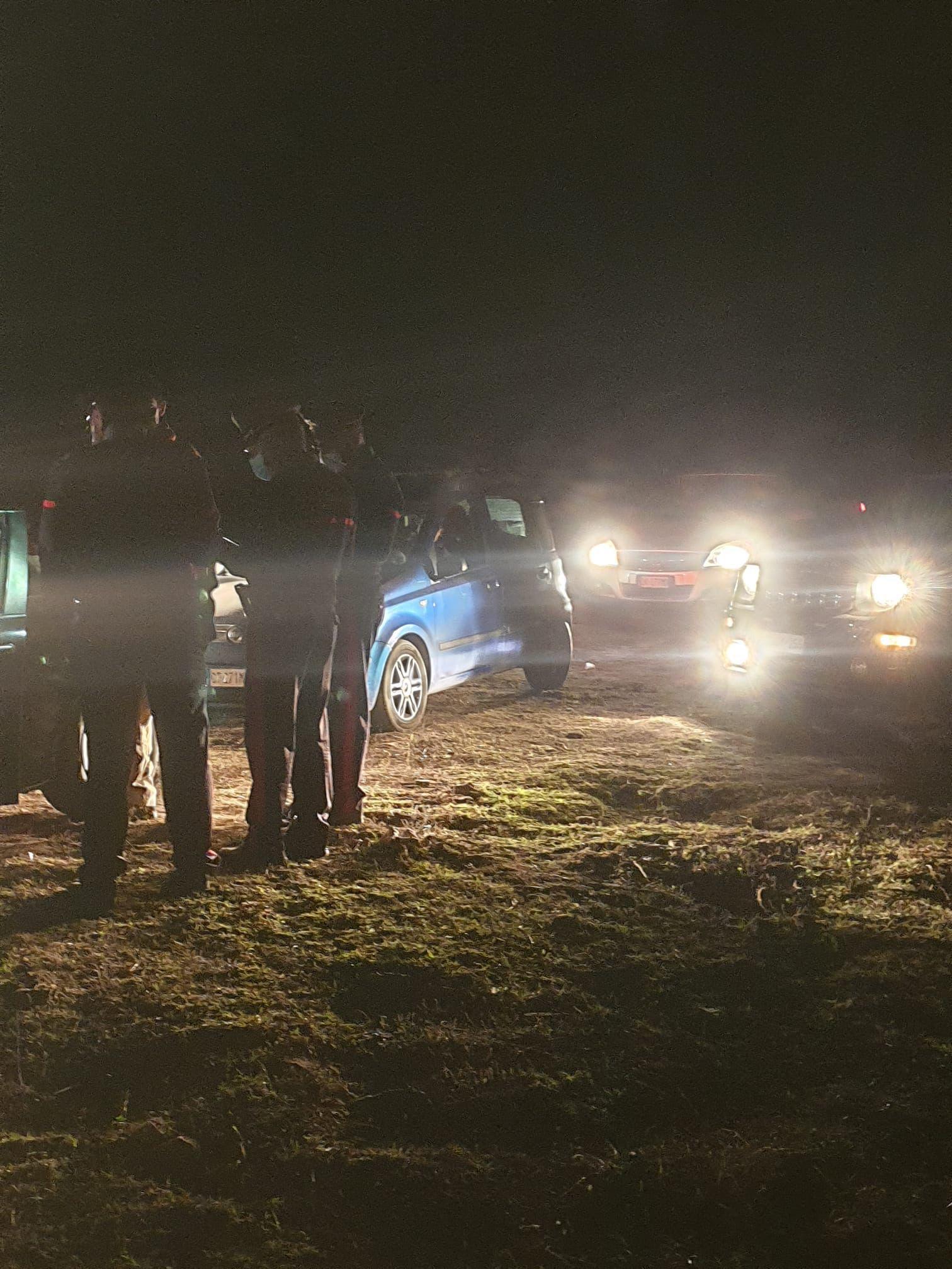 Perfugas, sorpresi mentre organizzavano un rave in campagna: 30 ragazzi allontanati dai carabinieri