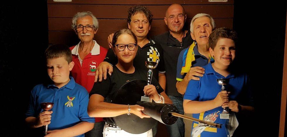 Piccoli balestrieri danno spettacolo al trofeo