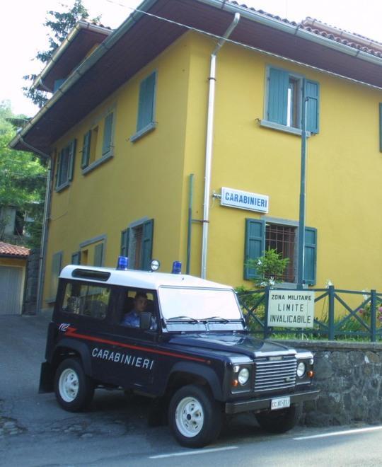 Disturba i clienti dei bar Denunciato un 41enne