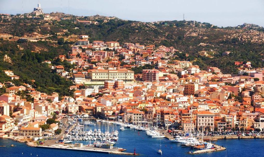 La Regione aderisce a La Maddalena “Capitale della cultura”
