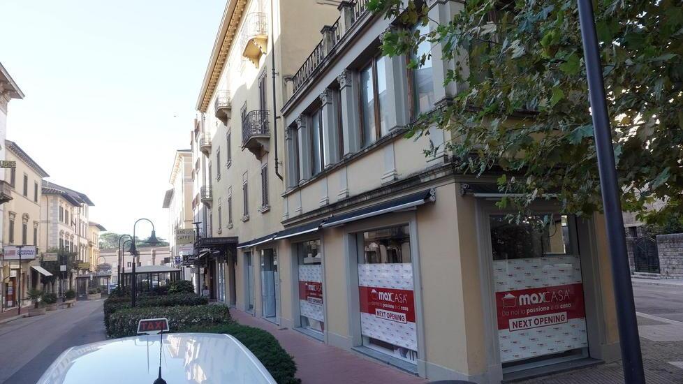 “Max Casa” prenderà il posto di “Sisley”, risiko delle attività commerciali in centro