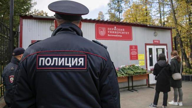 Russia: ragazzino spara in una scuola a Perm